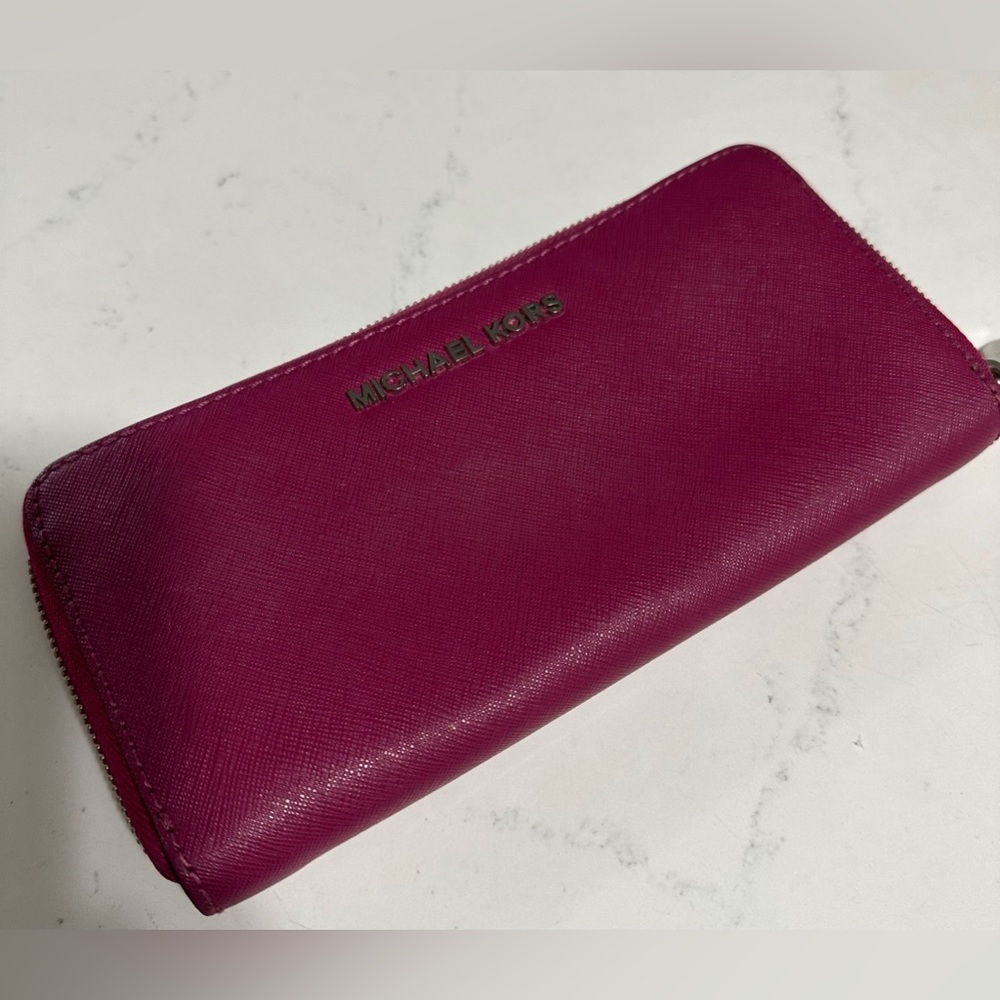 MICHAEL KORS WALLET•EUC